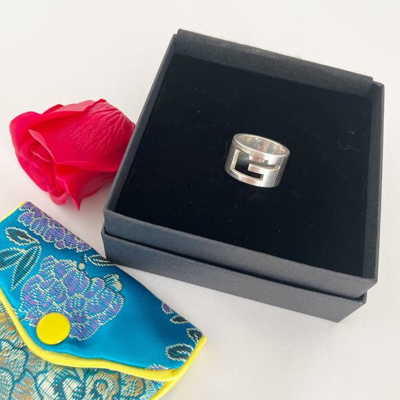 GUCCI Ring Interlocking G Silver 925 Ring Branded Cutout G Unisex Band 6.25 - Picture 3 of 8
